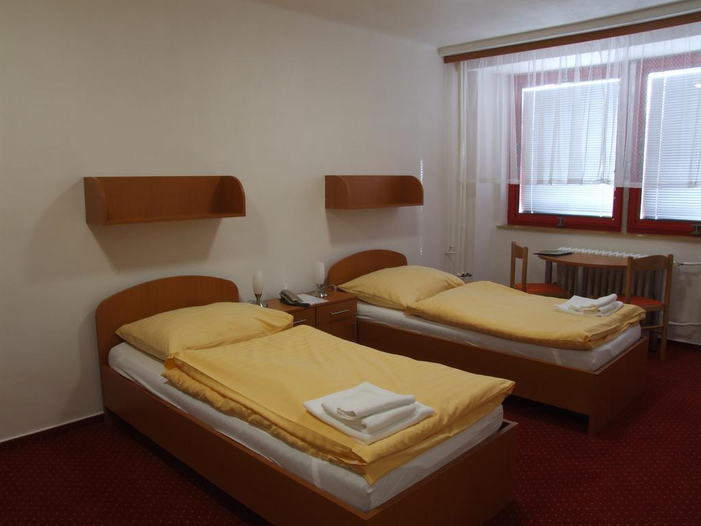 Hotel Garni VŠB Ostrava Kamer foto